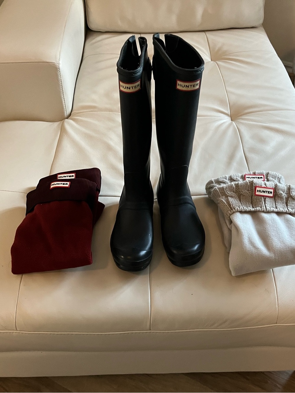 Hunter Tall matte Black Rain Boots with Burgundy and Light Gray Liners